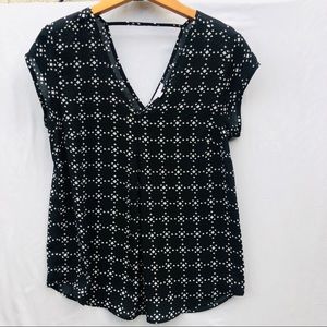 DR2 black and white Blouse
